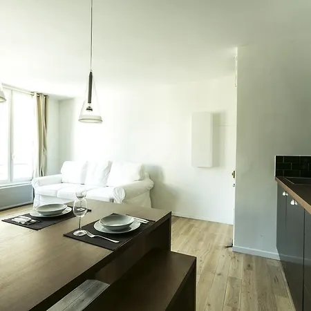Halldis - Tour Eiffel Apartment *